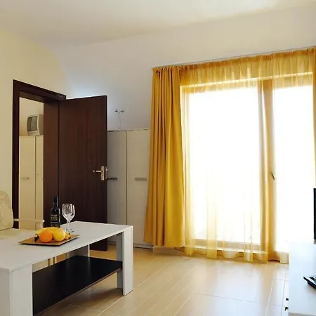 ホテル Iris ネセバル