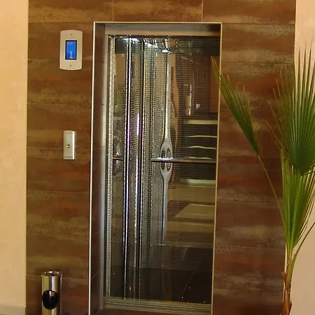 ирис Несебър