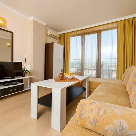 Iris 3* Nesebar
